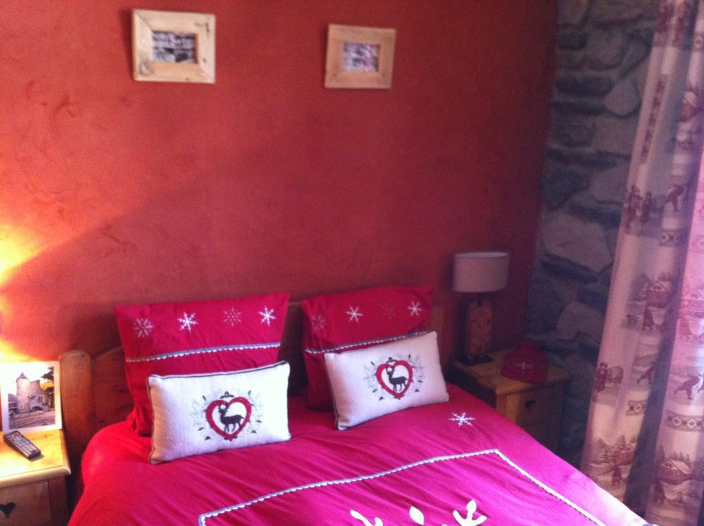 Au Chant Des Marmites Saint-Lary-Soulan Chambre photo