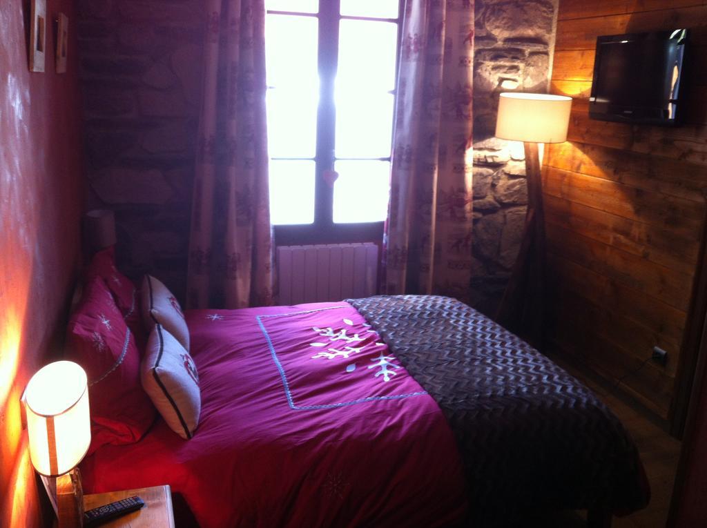 Au Chant Des Marmites Saint-Lary-Soulan Chambre photo